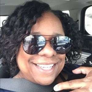 Meet your Posher, Tracey